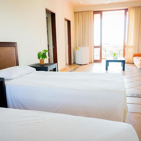Hotel Penon Suites Girardot Ngoại thất bức ảnh