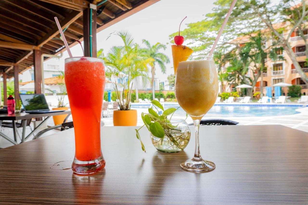 Hotel Penon Suites Girardot Ngoại thất bức ảnh