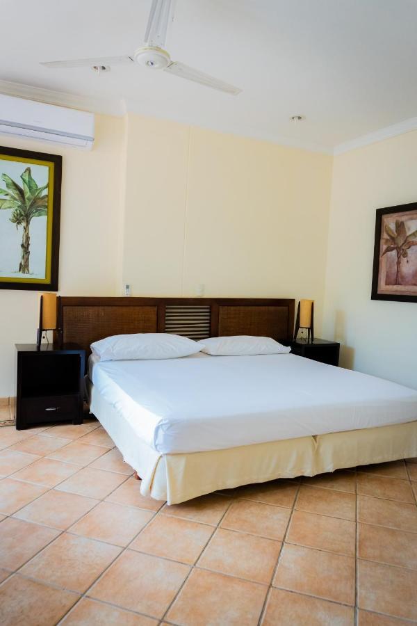 Hotel Penon Suites Girardot Ngoại thất bức ảnh