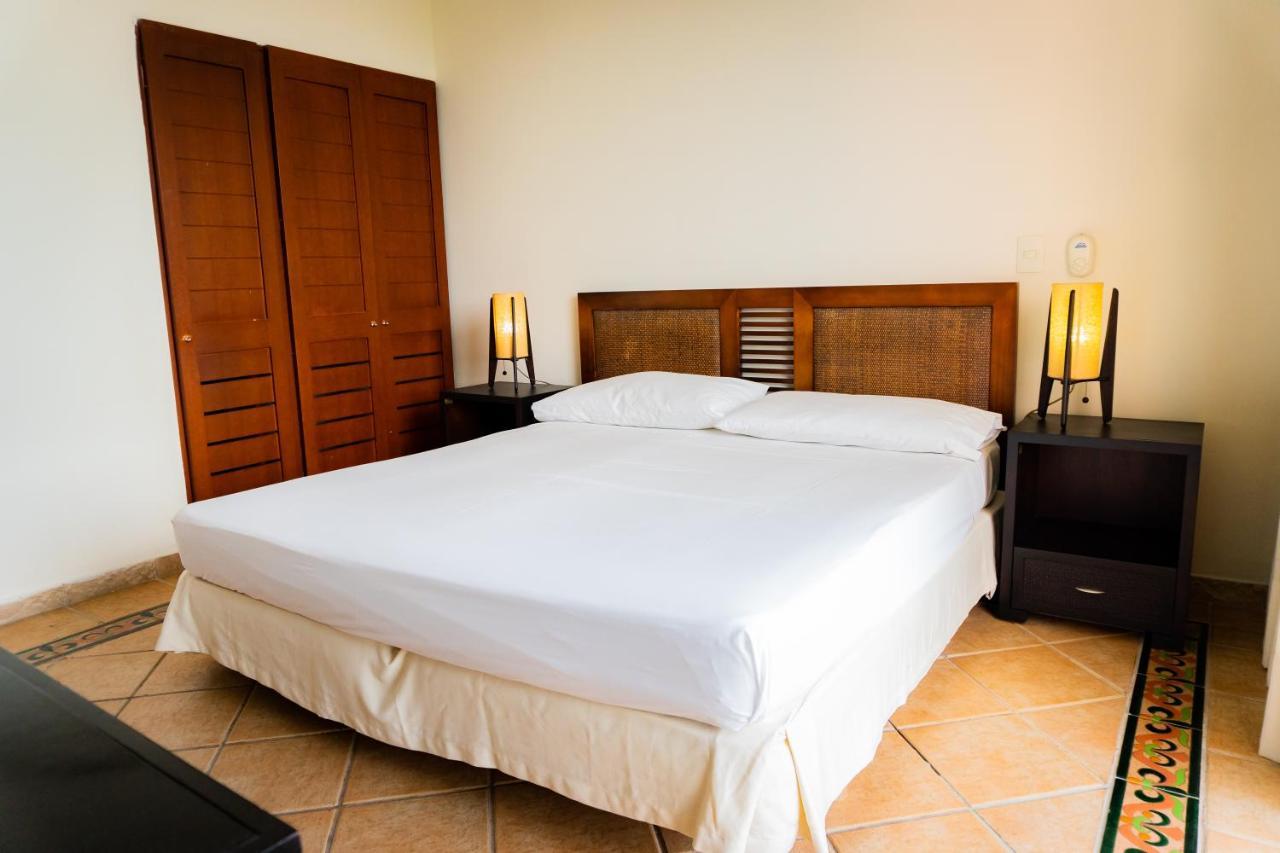Hotel Penon Suites Girardot Ngoại thất bức ảnh