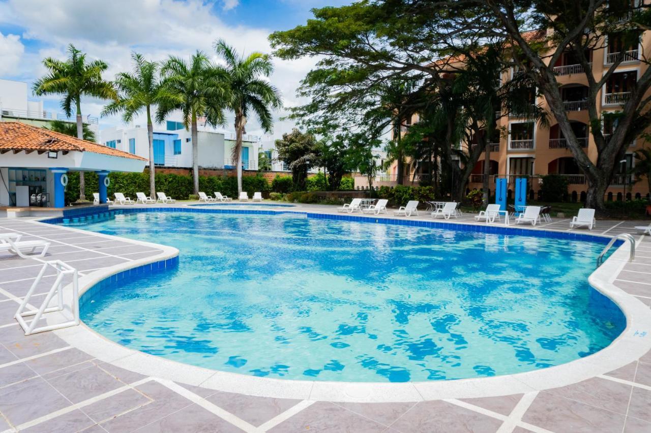 Hotel Penon Suites Girardot Ngoại thất bức ảnh