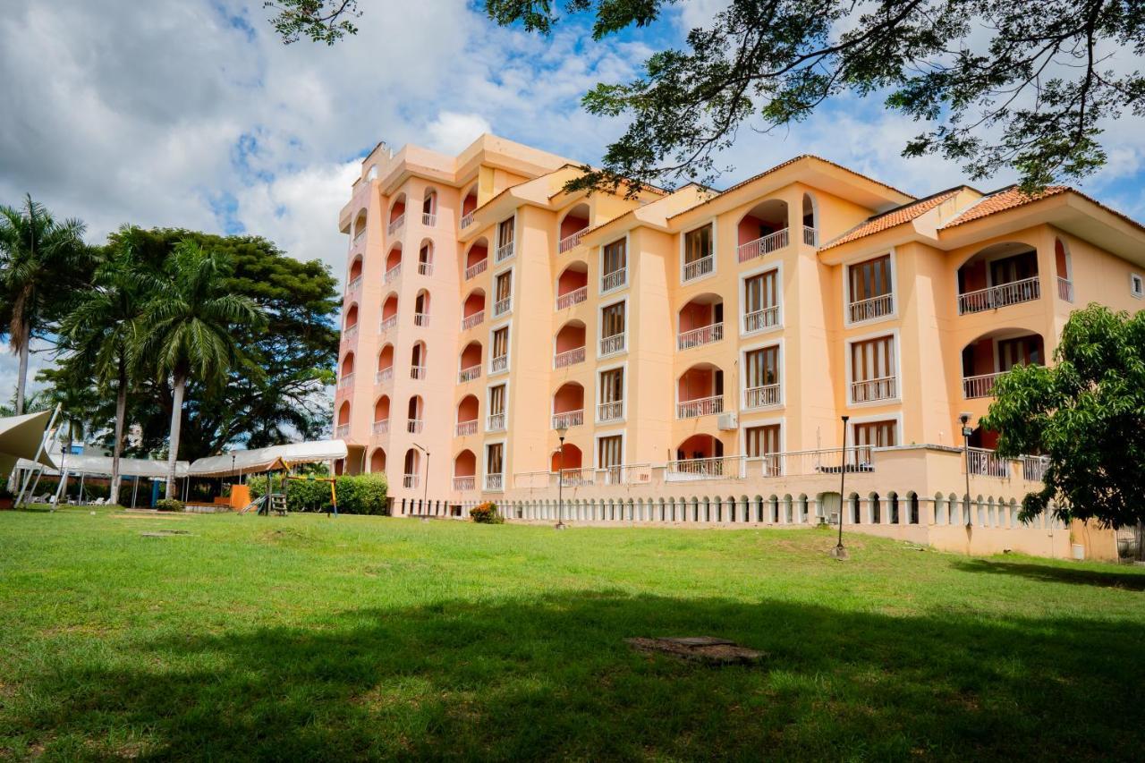 Hotel Penon Suites Girardot Ngoại thất bức ảnh