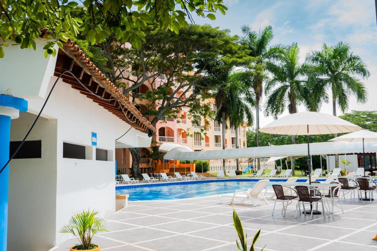 Hotel Penon Suites Girardot Ngoại thất bức ảnh