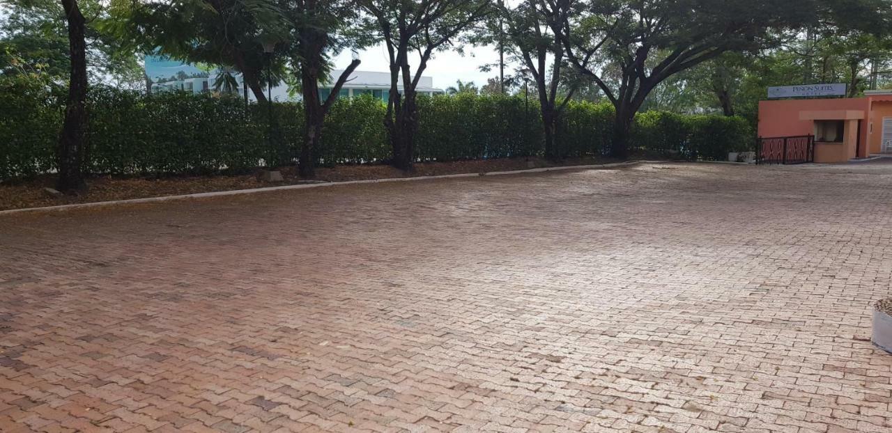 Hotel Penon Suites Girardot Ngoại thất bức ảnh