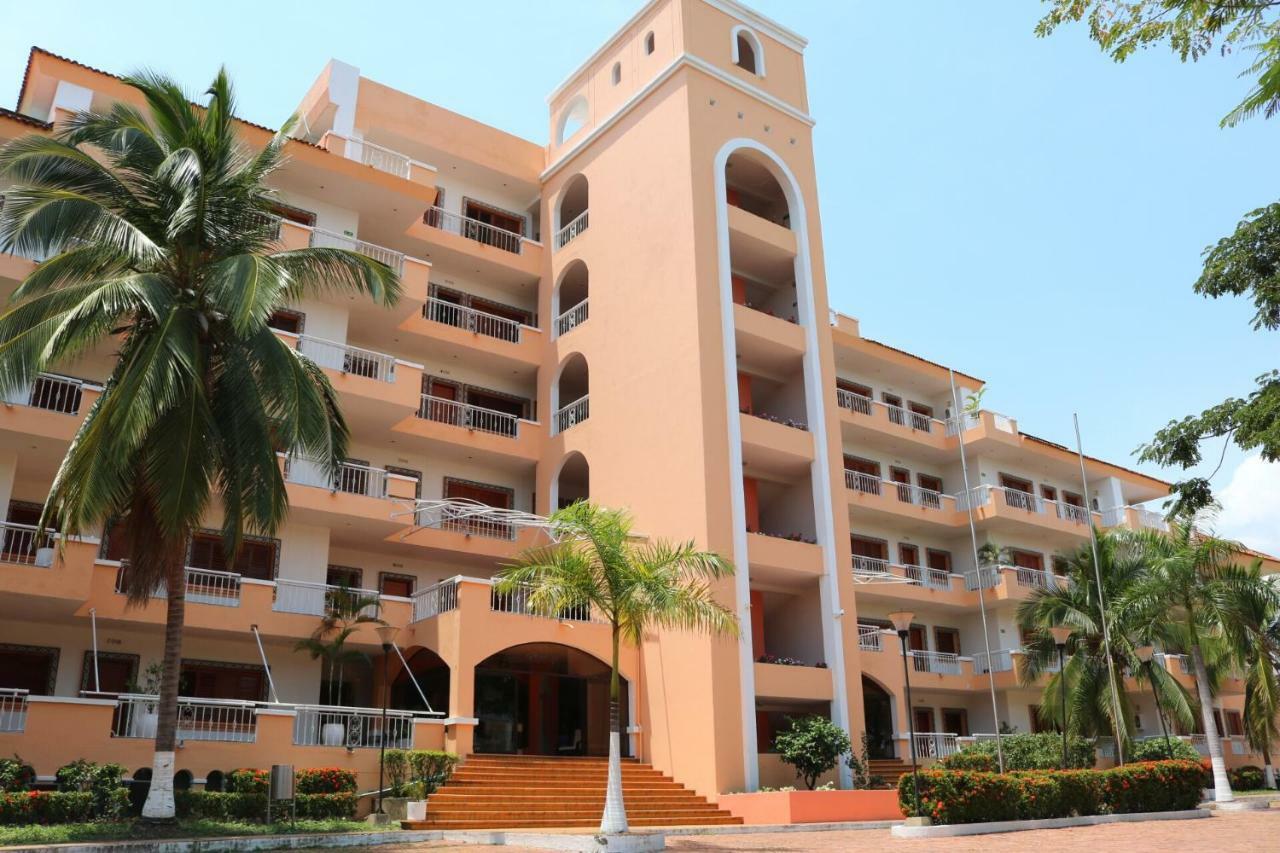 Hotel Penon Suites Girardot Ngoại thất bức ảnh